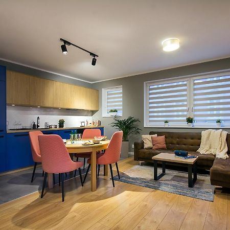 W&K Apartments - Blue Suite - Faktura Vat, Parking 코잘린 외부 사진