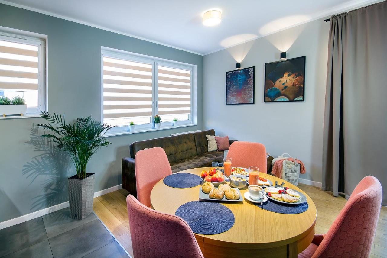W&K Apartments - Blue Suite - Faktura Vat, Parking 코잘린 외부 사진