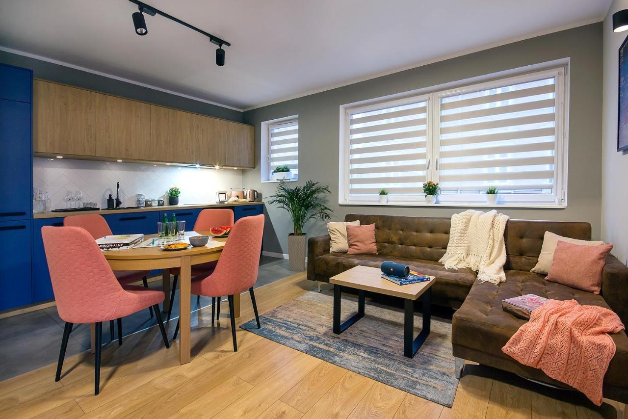 W&K Apartments - Blue Suite - Faktura Vat, Parking 코잘린 외부 사진
